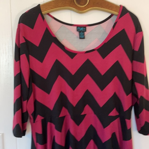 Rue 21+ size 3X Chevron print skirt or dress - Picture 2 of 4